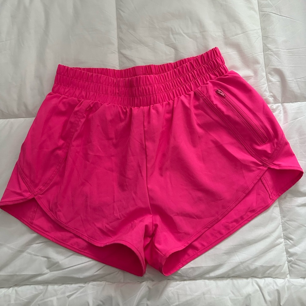 Athletic shorts